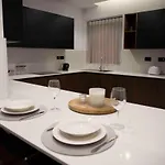 Mgarr Flat 1, Large 3 Bedroom, With Patio, Near Beaches And Countryside *