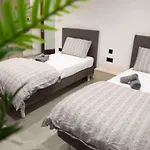 Mgarr Flat 1, Large 3 Bedroom, With Patio, Near Beaches And Countryside *