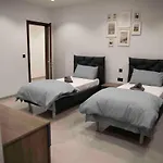 Mgarr Flat 1, Large 3 Bedroom, With Patio, Near Beaches And Countryside * L-Imgarr