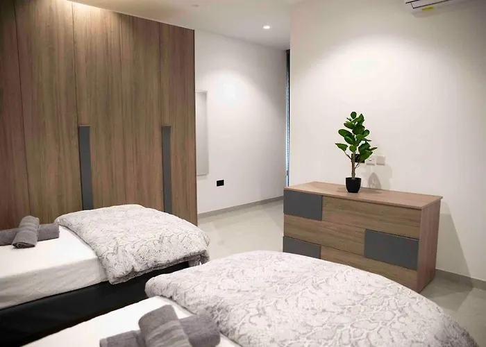 Διαμέρισμα Flat 1, Spacious 3 Bedroom Near Beaches And Countryside L-Imgarr